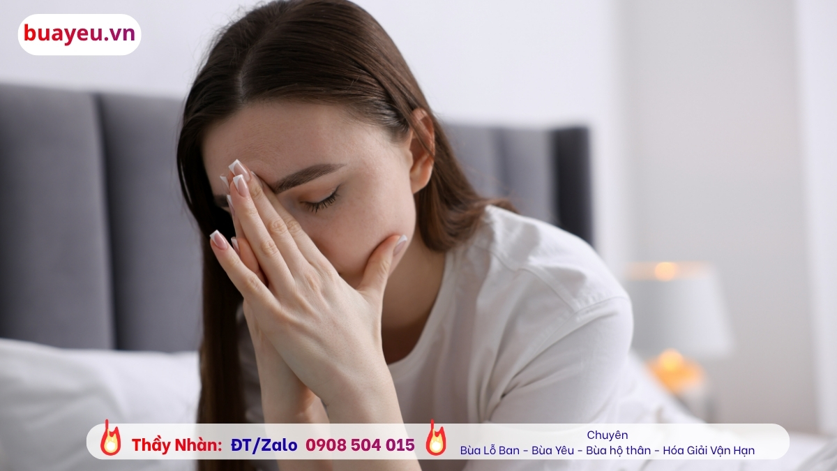 Cách giải bùa yêu bằng trứng gà hiệu quả? Thầy giải bùa có tâm tại Ninh Bình 2 Dấu hiệu dính bùa thường thấy là mệt mỏi, gia đạo bất an, luôn sợ hãi