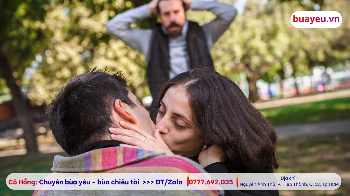Phụ nữ ngoại tình